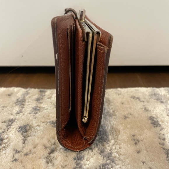 Authentic Louis Vuitton Long Bifold Monogram Wallet - Brown - Picture 8 of 8